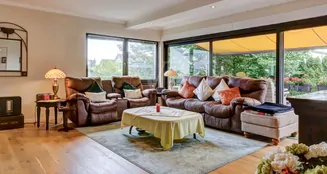 von_poll_real_estate_property_25003024_image_1