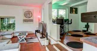 von_poll_real_estate_property_25003021_image_4