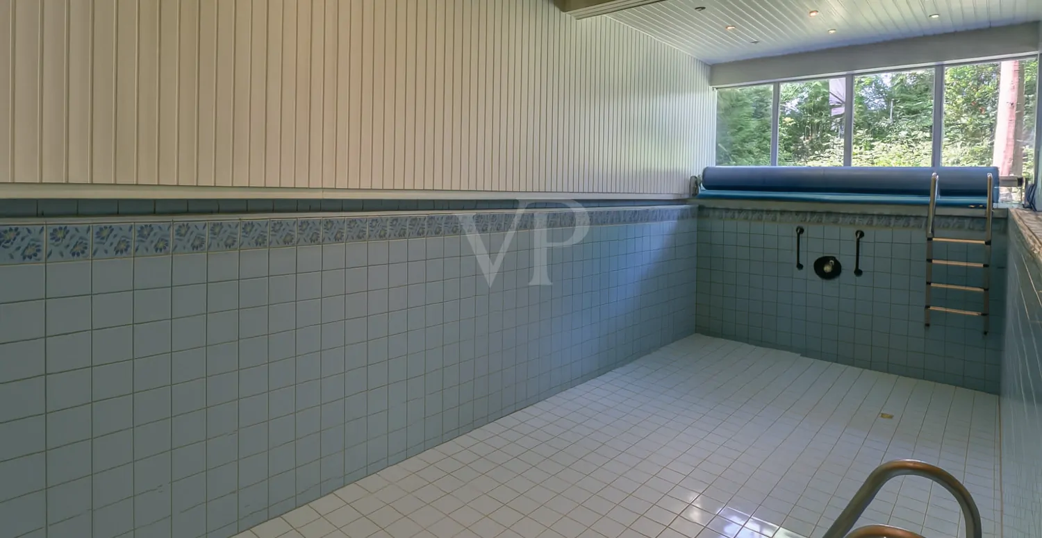 Reaktivierbares Schwimmbad (3x8 Meter)