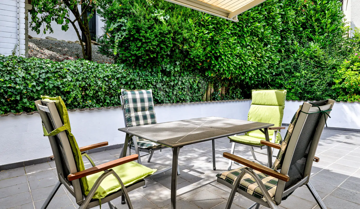 Großzügige Terrasse