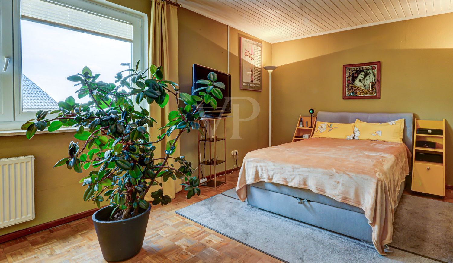 Schlafzimmer OG