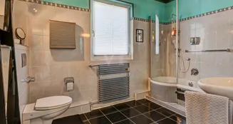 von_poll_real_estate_property_25003025_image_11