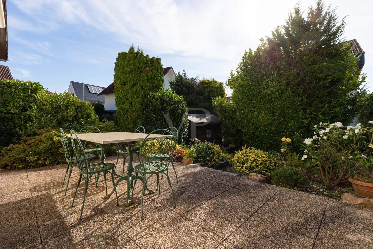 Gemütliche Außenterrasse