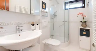 von_poll_real_estate_property_25003032_image_7