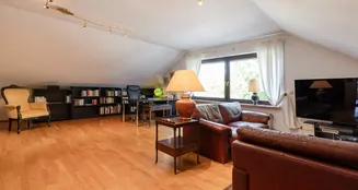 von_poll_real_estate_property_25003032_image_9