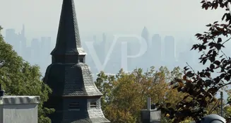 von_poll_real_estate_property_24003026_image_0