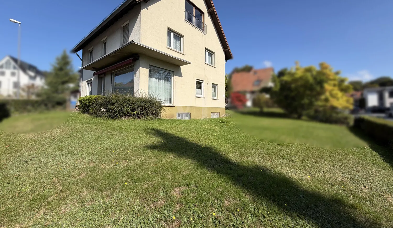 Außenansicht, schöner Garten