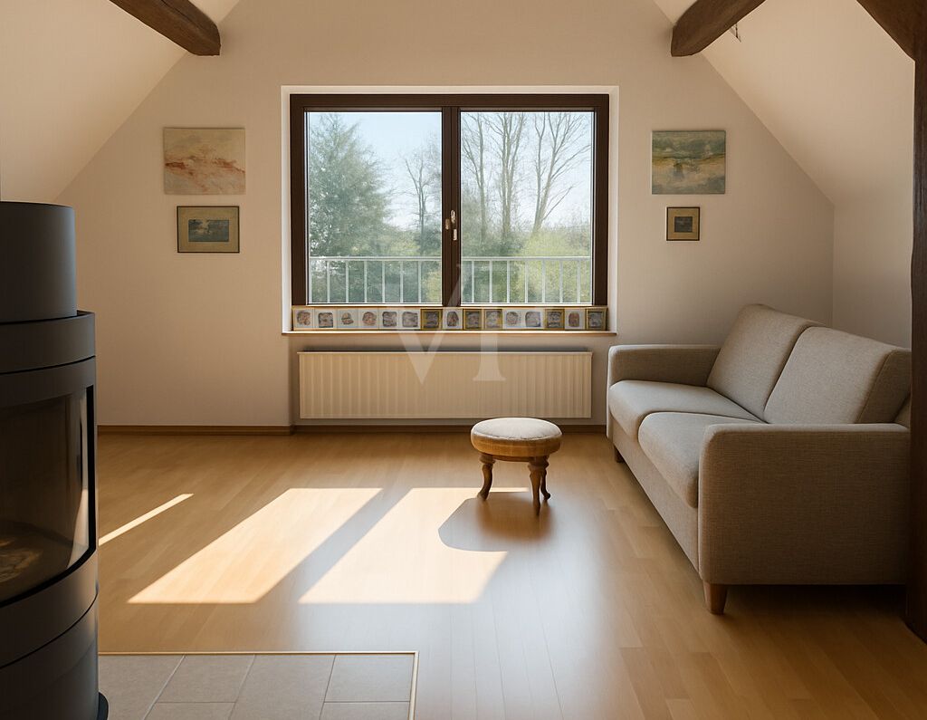 Dachgeschoss mit Kamin