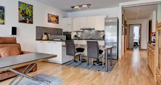 von_poll_real_estate_property_25003026_image_3