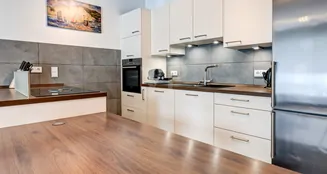 von_poll_real_estate_property_25003026_image_5