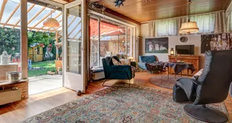 von_poll_real_estate_property_25003015_image_1