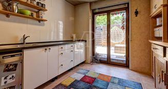 von_poll_real_estate_property_25003015_image_9