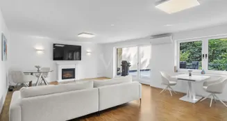 von_poll_real_estate_property_25003017_image_0