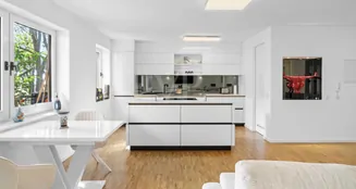 von_poll_real_estate_property_25003017_image_0