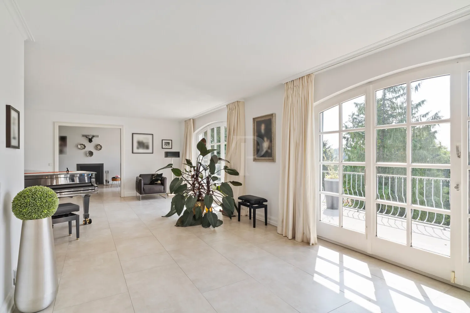 Offener, repräsentativer Wohnbereich