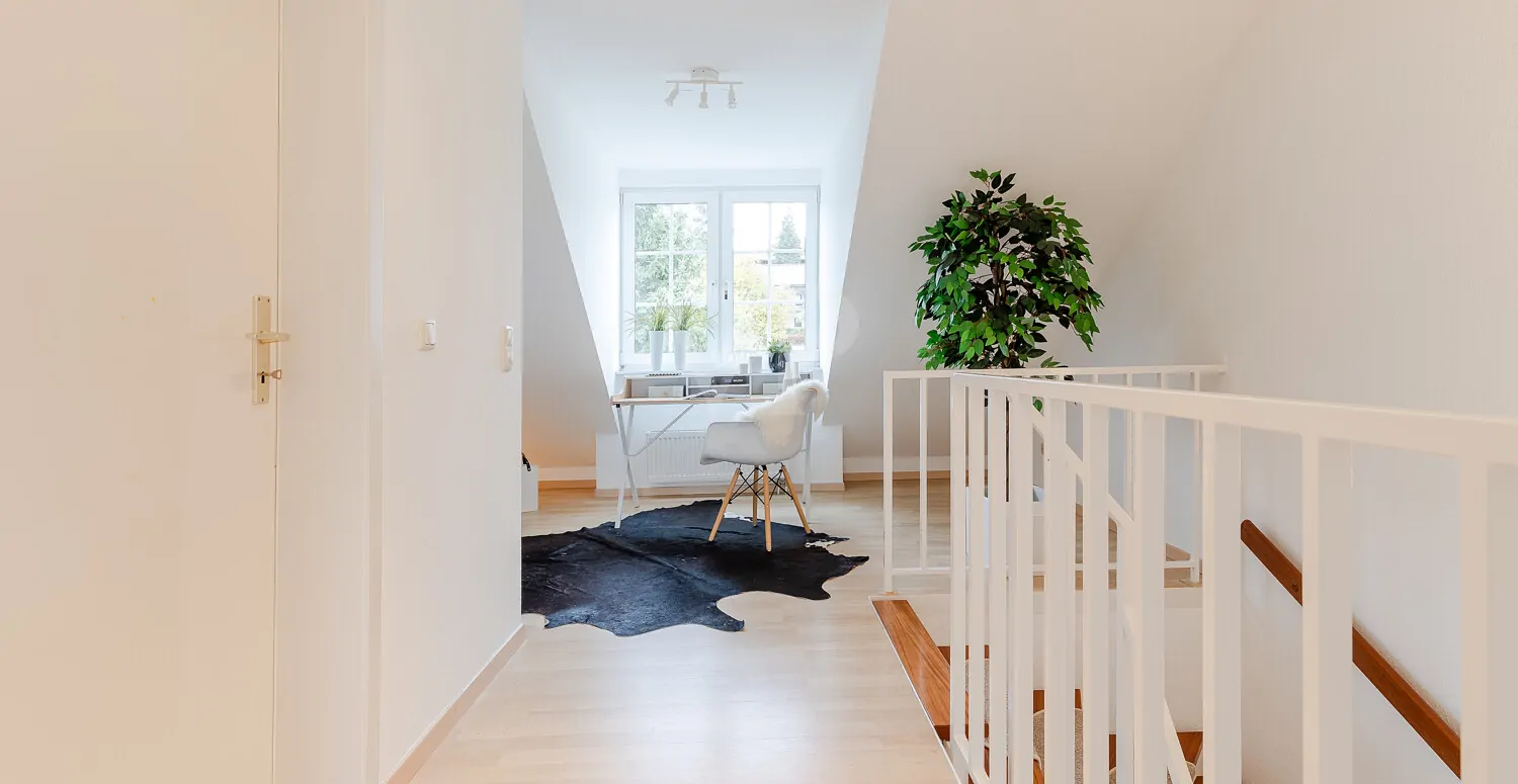 Treppenaufgang mit Blick auf die Galerie