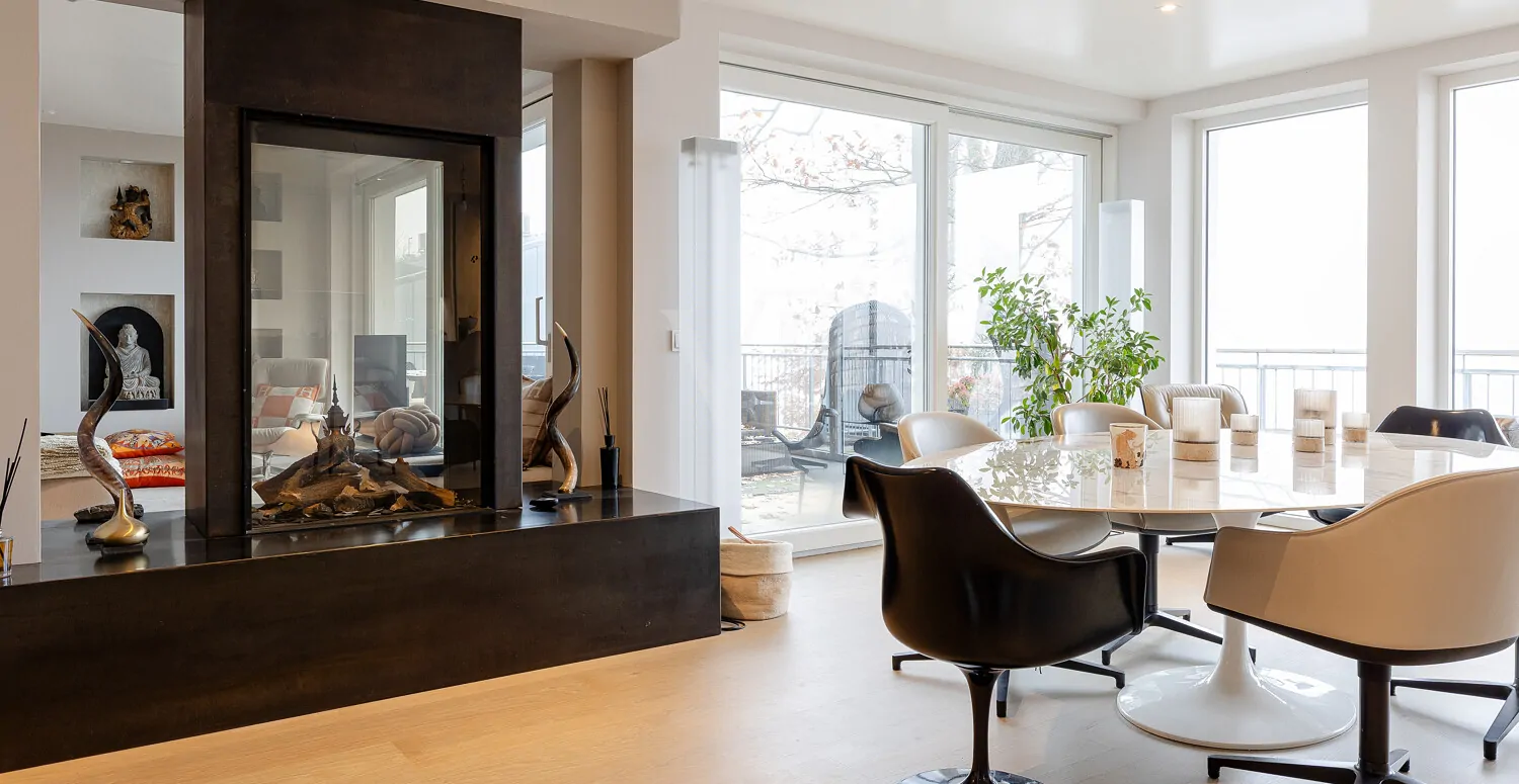 Offener Wohn- und Essbereich