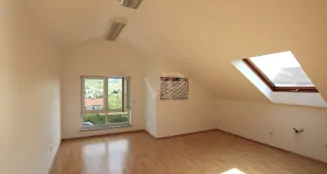 von_poll_real_estate_property_25072009_image_4