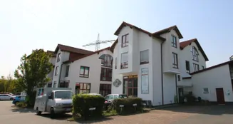 von_poll_real_estate_property_25072009_image_0