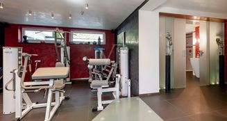 von_poll_real_estate_property_25072005_image_9