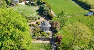 von_poll_real_estate_property_25072005_image_26