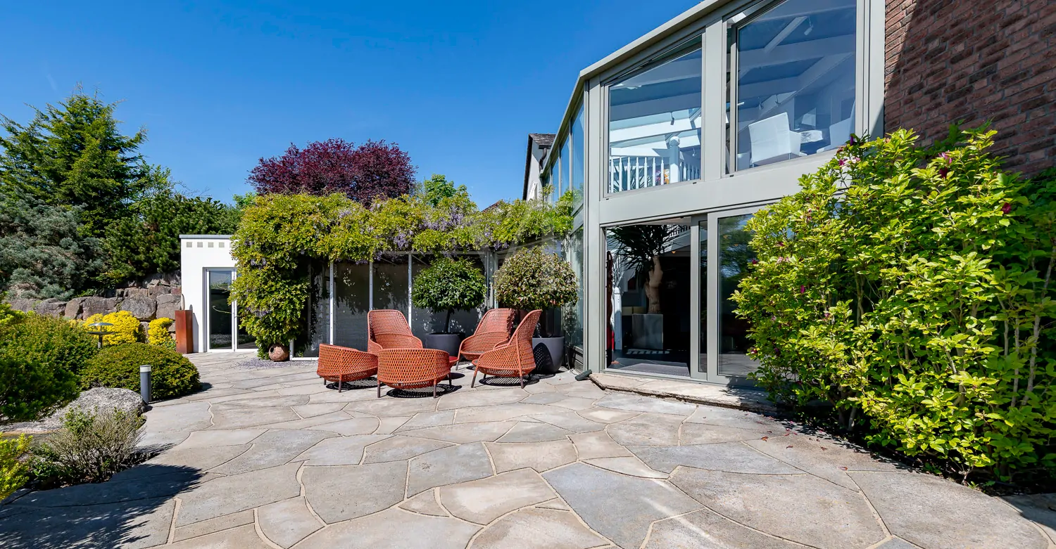 Blickgeschützte Terrasse