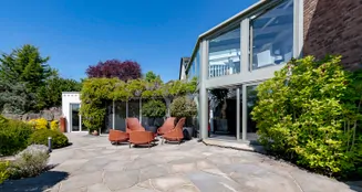 von_poll_real_estate_property_25072005_image_19