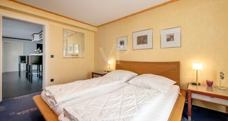 von_poll_real_estate_property_25072005_image_16