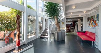 von_poll_real_estate_property_25072005_image_8
