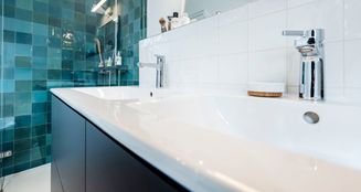 von_poll_real_estate_property_25072002_image_32