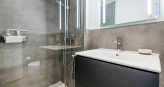 von_poll_real_estate_property_25072002_image_20