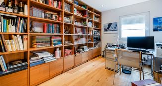 von_poll_real_estate_property_25072002_image_18