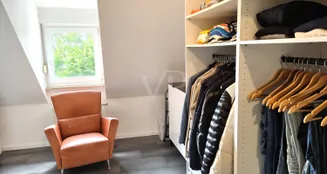 von_poll_real_estate_property_25072006_image_4