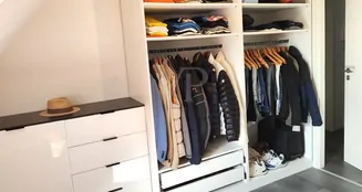 von_poll_real_estate_property_25072006_image_3