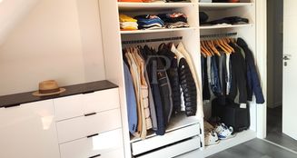 von_poll_real_estate_property_25072006_image_3