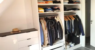 von_poll_real_estate_property_25072006_image_3