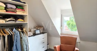 von_poll_real_estate_property_25072006_image_5