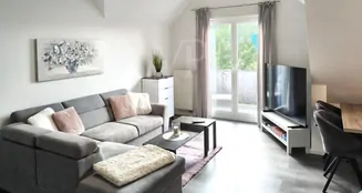 von_poll_real_estate_property_25072006_image_0