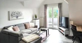 von_poll_real_estate_property_25072006_image_0