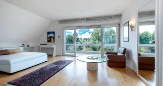 von_poll_real_estate_property_25072008_image_28