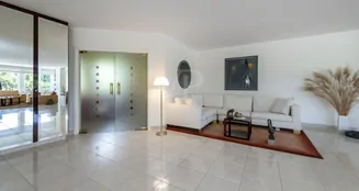 von_poll_real_estate_property_25072008_image_10