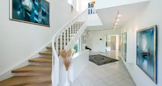 von_poll_real_estate_property_25072008_image_2