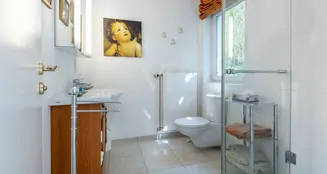 von_poll_real_estate_property_25072008_image_42