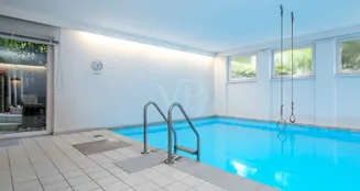 von_poll_real_estate_property_25072008_image_45