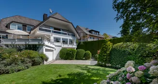 von_poll_real_estate_property_25072008_image_50