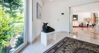 von_poll_real_estate_property_25072008_image_3