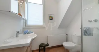 von_poll_real_estate_property_25072008_image_35