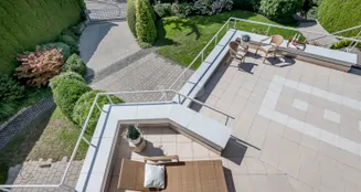 von_poll_real_estate_property_25072008_image_37