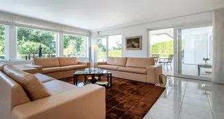 von_poll_real_estate_property_25072008_image_7