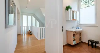 von_poll_real_estate_property_25072008_image_26